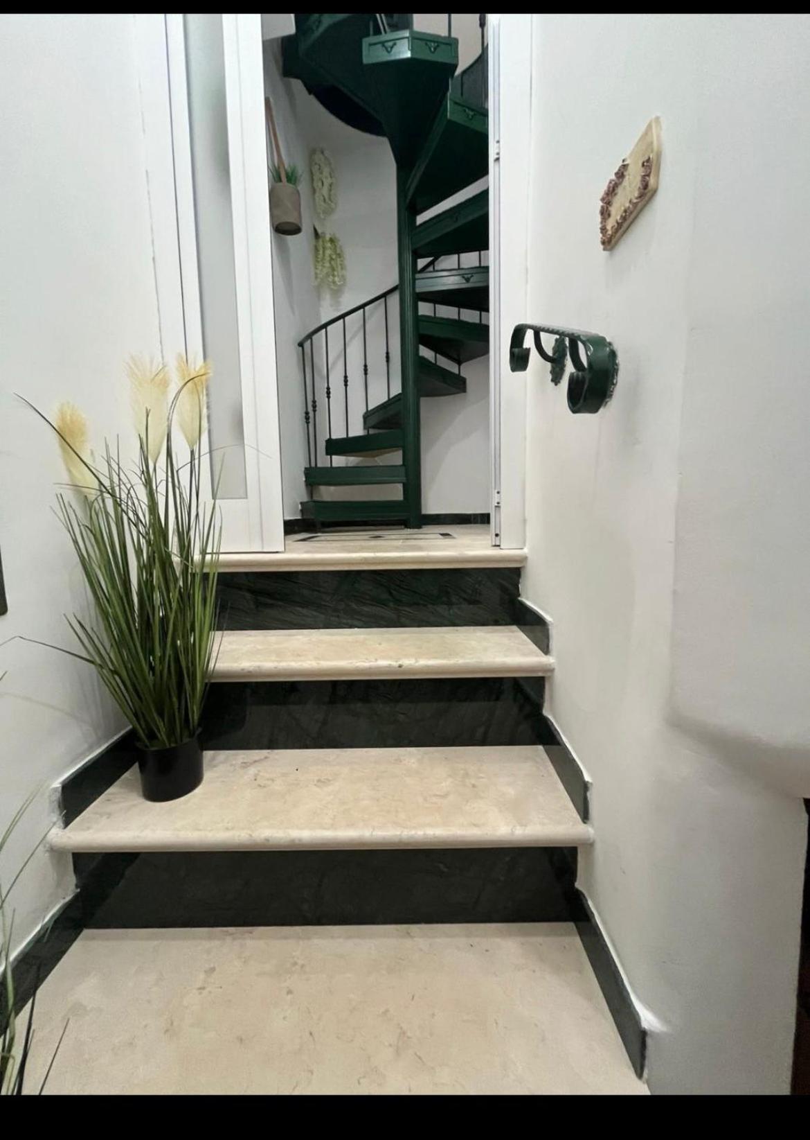 Relax For A Day Bed & Breakfast Barletta Exterior foto